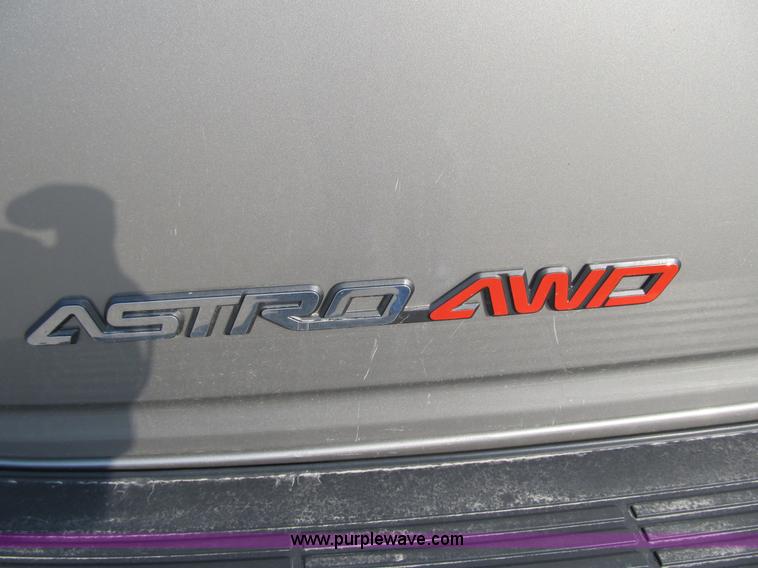 image for item 4034 2005 Chevrolet Astro van