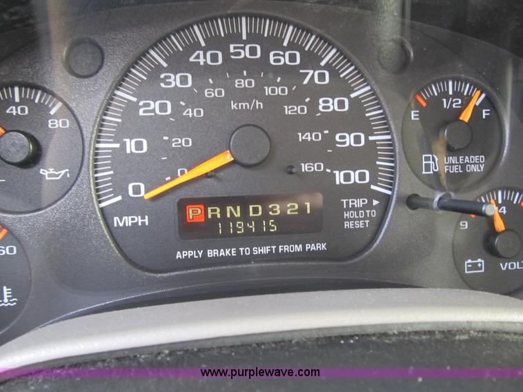 image for item 4034 2005 Chevrolet Astro van