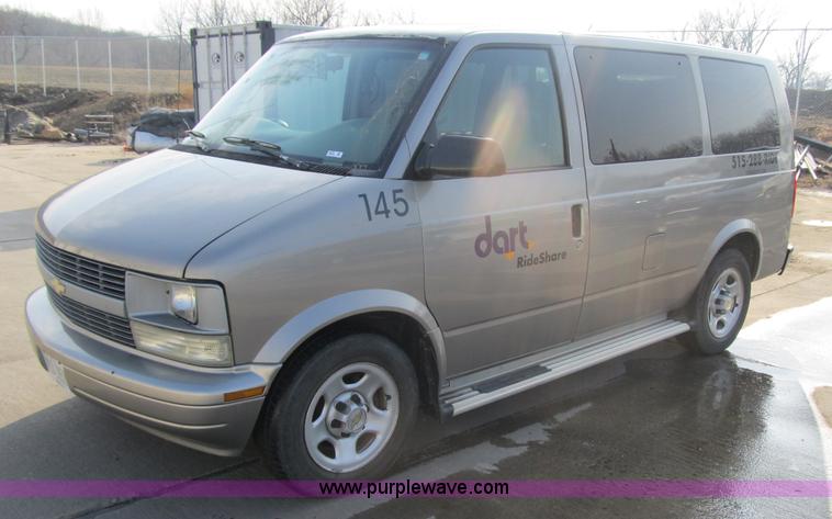 image for item 4036 2005 Chevrolet Astro van