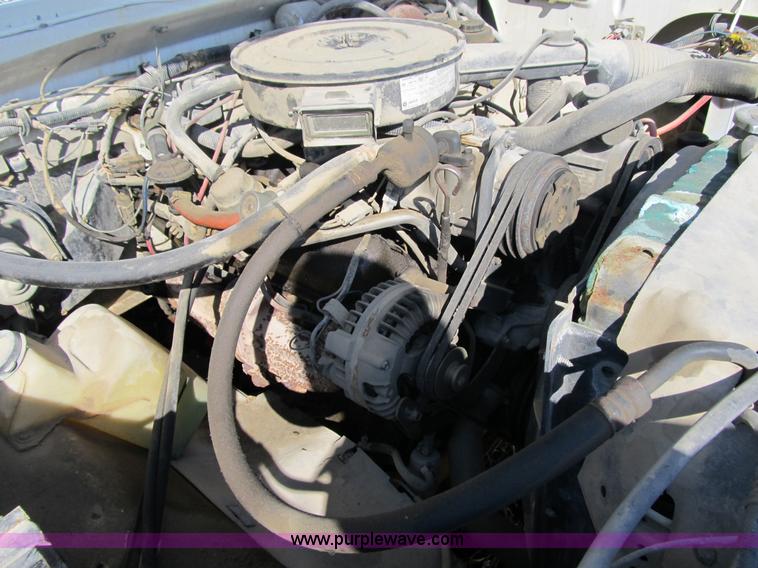 image for item 4078 1987 Dodge D250 pickup truck