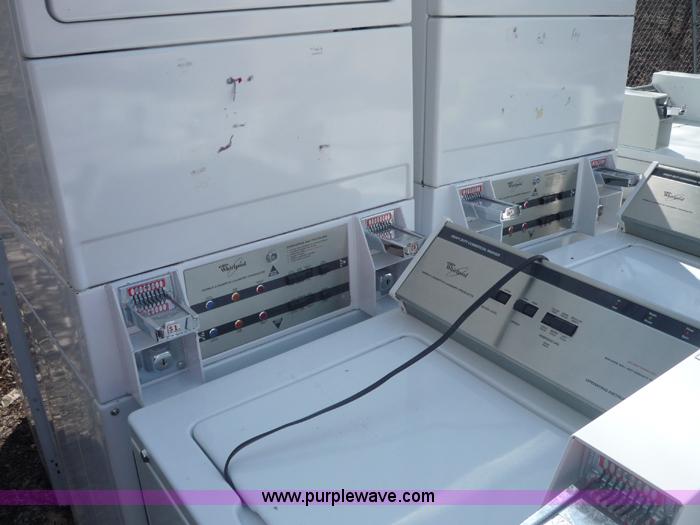 image for item 4453 (10) 2007 Whirlpool washers