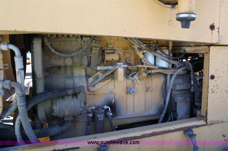 image for item 5058 1989 Champion 720A motor grader