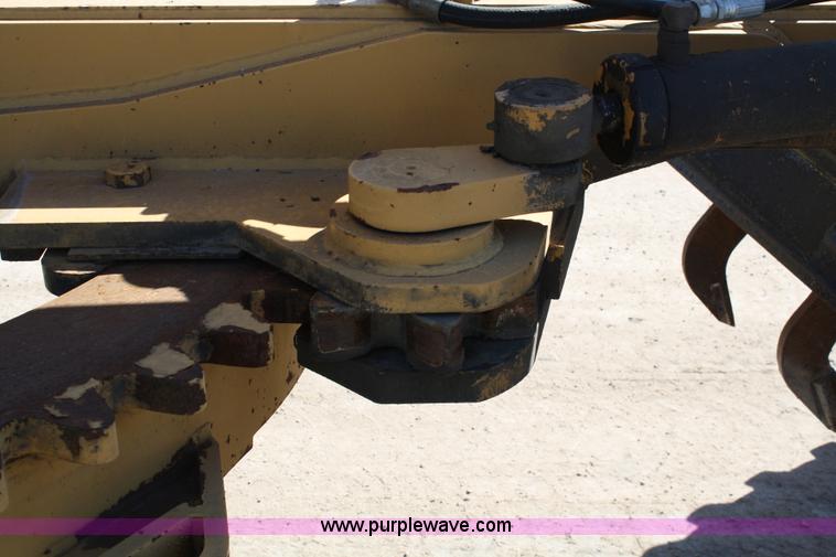 image for item 5058 1989 Champion 720A motor grader