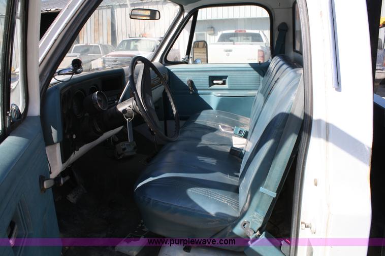 image for item 5059 1977 Chevrolet Custom Deluxe 20 pickup