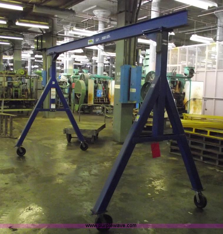 image for item 5388 Vestil FHS-200 7' tall A-frame