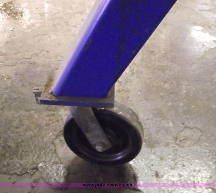 image for item 5388 Vestil FHS-200 7' tall A-frame