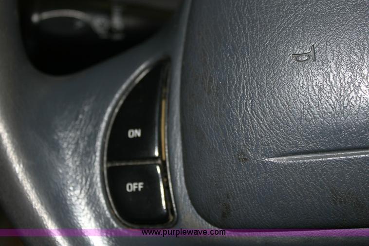 image for item 6152 2002 Ford Crown Victoria Police Interceptor