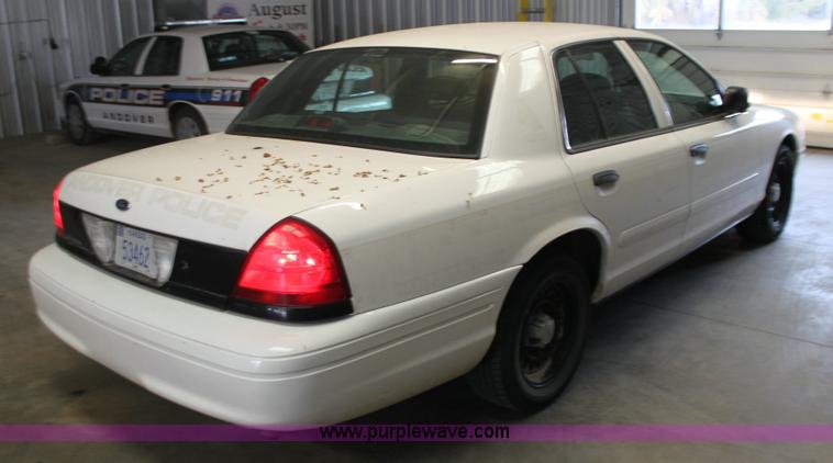 image for item 6152 2002 Ford Crown Victoria Police Interceptor