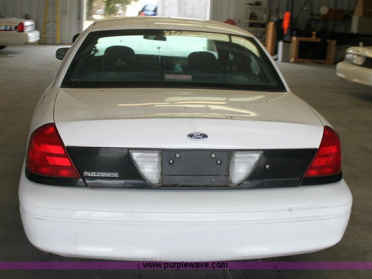 image for item 6153 2002 Ford Crown Victoria Police Interceptor
