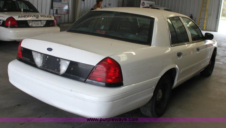 image for item 6153 2002 Ford Crown Victoria Police Interceptor