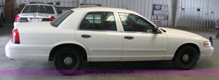 image for item 6153 2002 Ford Crown Victoria Police Interceptor