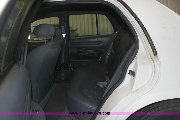 image for item 6153 2002 Ford Crown Victoria Police Interceptor