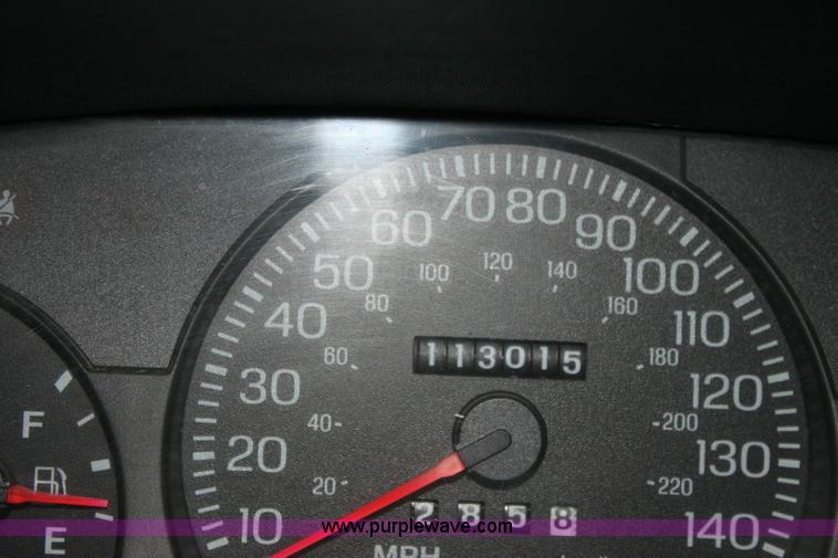 image for item 6153 2002 Ford Crown Victoria Police Interceptor