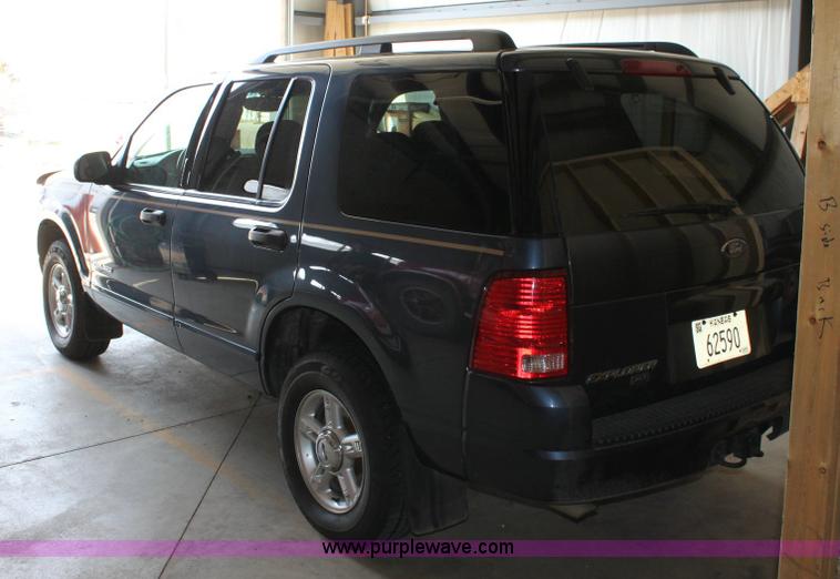 image for item 6343 2004 Ford Explorer XLT SUV