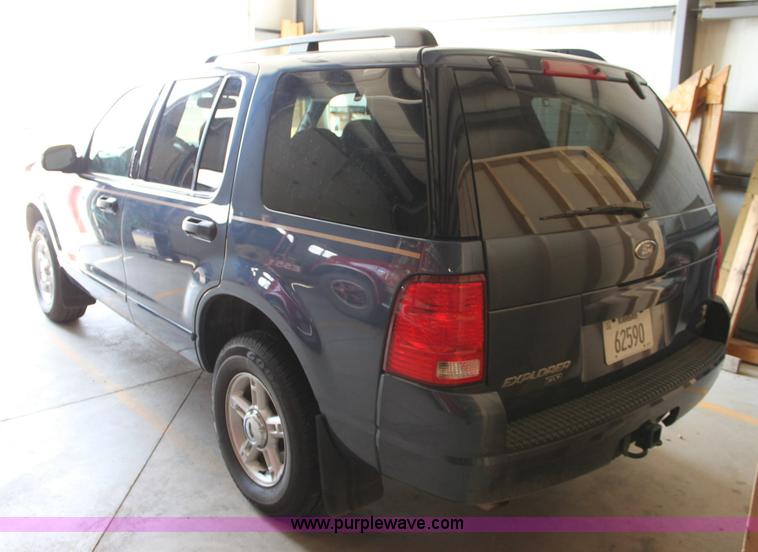 image for item 6343 2004 Ford Explorer XLT SUV