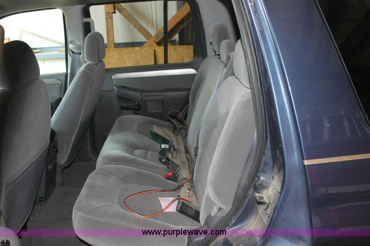 image for item 6343 2004 Ford Explorer XLT SUV