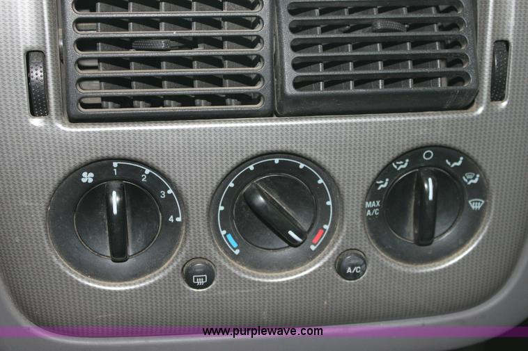 image for item 6343 2004 Ford Explorer XLT SUV