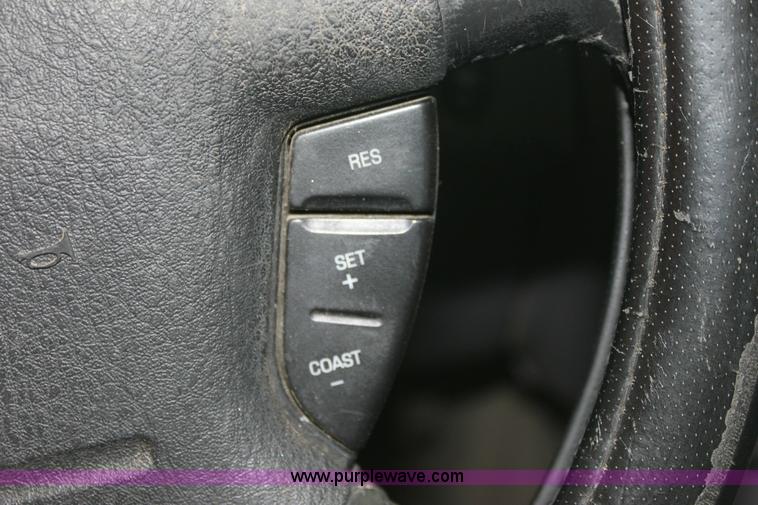 image for item 6343 2004 Ford Explorer XLT SUV