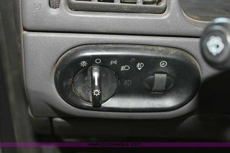 image for item 6343 2004 Ford Explorer XLT SUV