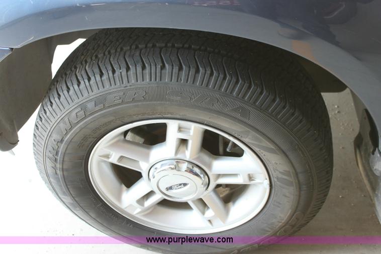 image for item 6343 2004 Ford Explorer XLT SUV