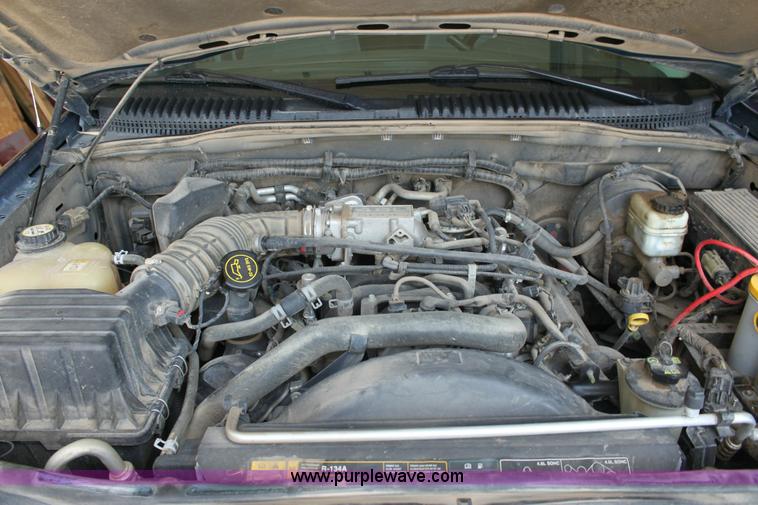 image for item 6343 2004 Ford Explorer XLT SUV