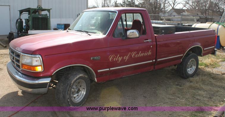 image for item 6345 1995 Ford F150 XLT pickup truck