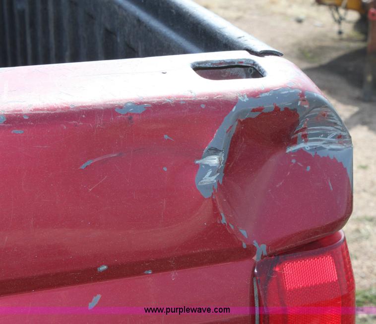 image for item 6345 1995 Ford F150 XLT pickup truck