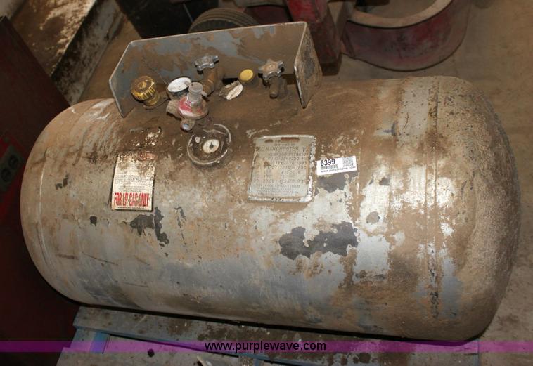 image for item 6399 50 gallon propane tank