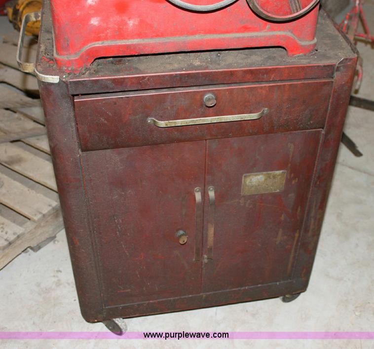 image for item 6403 Knock-out valve grinding machine