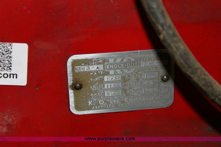 image for item 6403 Knock-out valve grinding machine