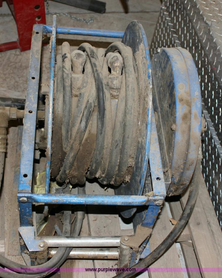 image for item 6406 Stanley BR67 hydraulic breaker