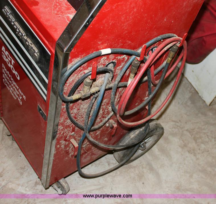 image for item 6407 Snap-On 3000 refrigerant recycling center