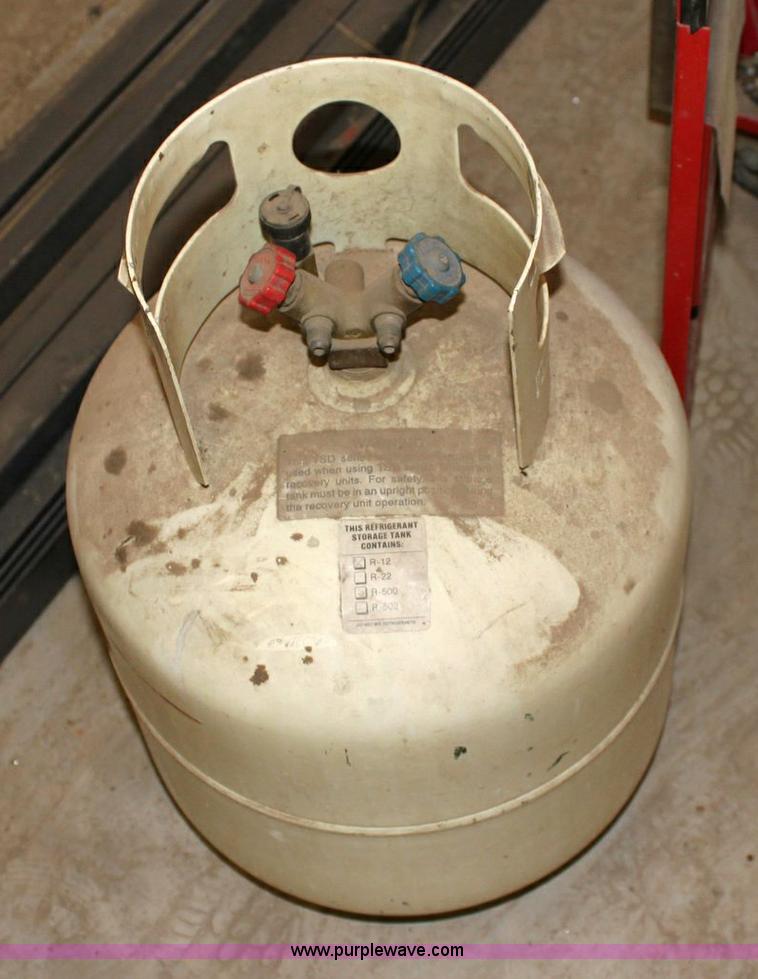 image for item 6407 Snap-On 3000 refrigerant recycling center