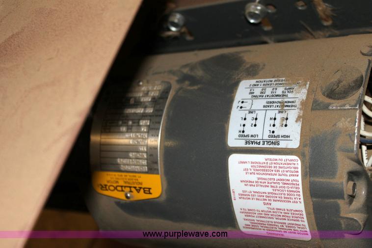 image for item 6408 Jenny 36" exterior mount fan