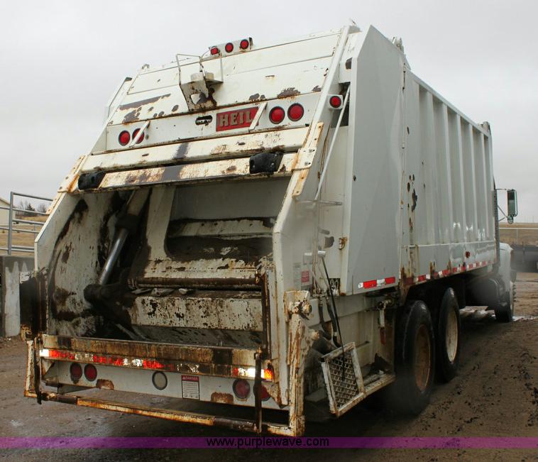 image for item 6413 1998 International 4900 6x4 refuse truck