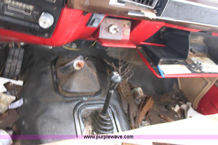 image for item 6421 1985 GMC K3500