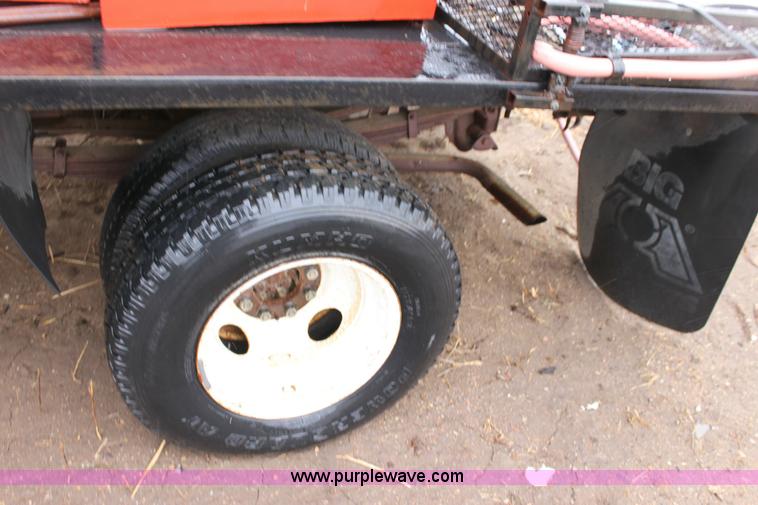 image for item 6421 1985 GMC K3500