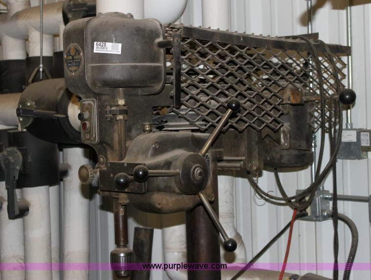 image for item 6428 Walker Turner drill press