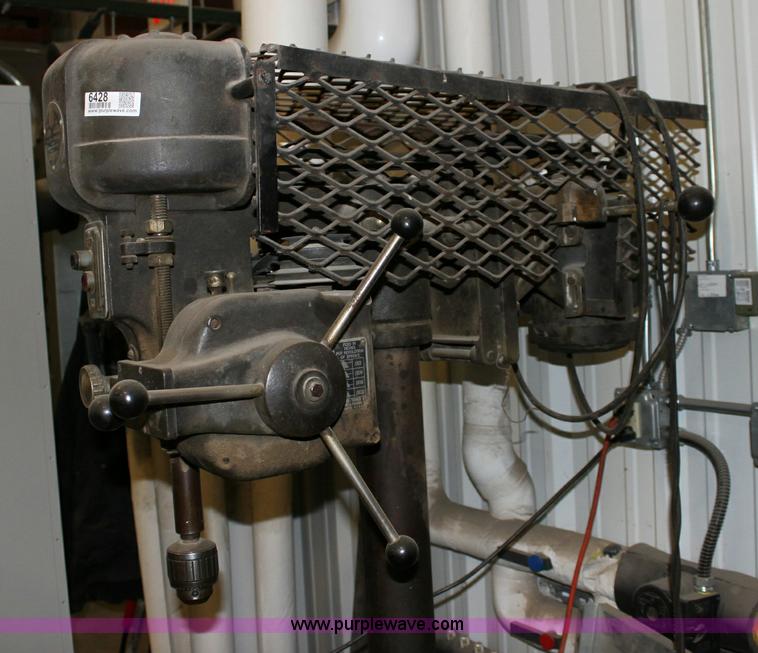 image for item 6428 Walker Turner drill press