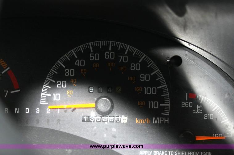 image for item 6429 2001 Pontiac Grand Prix SE