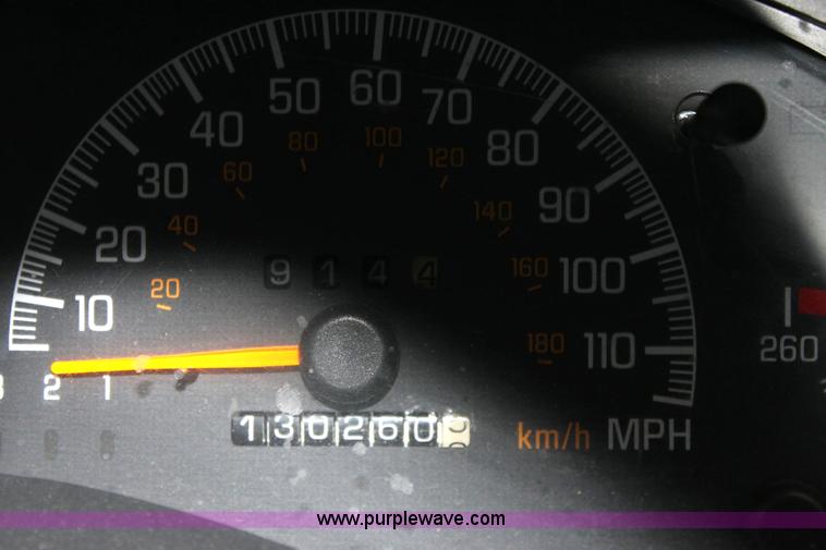 image for item 6429 2001 Pontiac Grand Prix SE