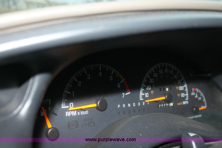 image for item 6429 2001 Pontiac Grand Prix SE