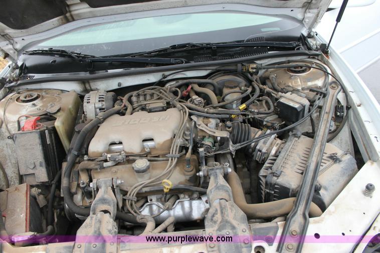 image for item 6429 2001 Pontiac Grand Prix SE