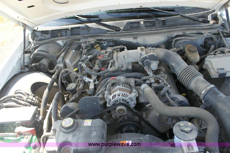 image for item 6528 2006 Ford Crown Victoria Police Interceptor