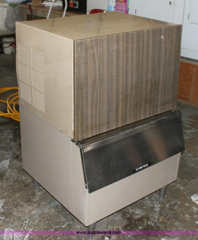 image for item 6537 Manitowec C170 ice machine