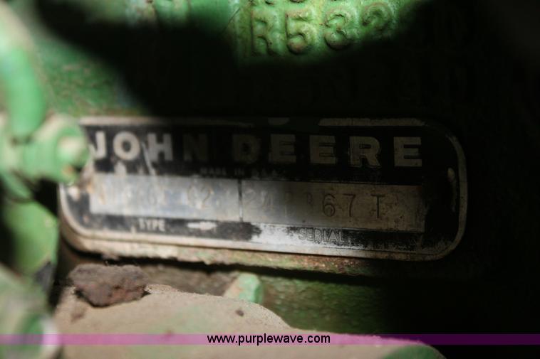 image for item 6541 1968 John Deere 1530 tractor