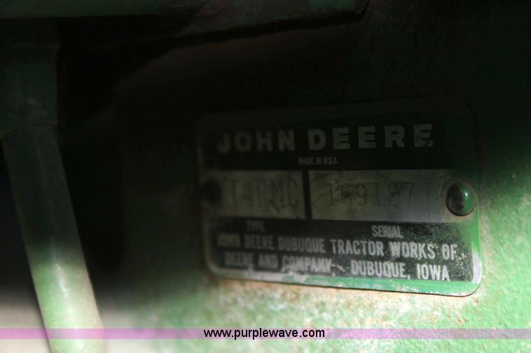 image for item 6541 1968 John Deere 1530 tractor