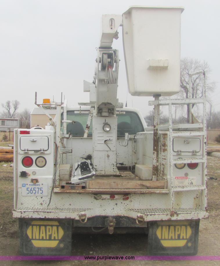 image for item 6937 1999 Ford F450 XL Super Duty bucket truck