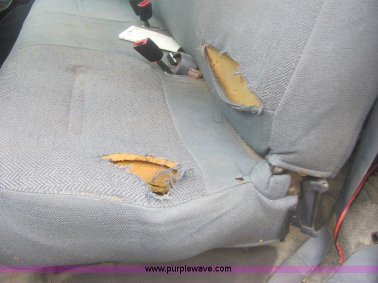 image for item 6937 1999 Ford F450 XL Super Duty bucket truck