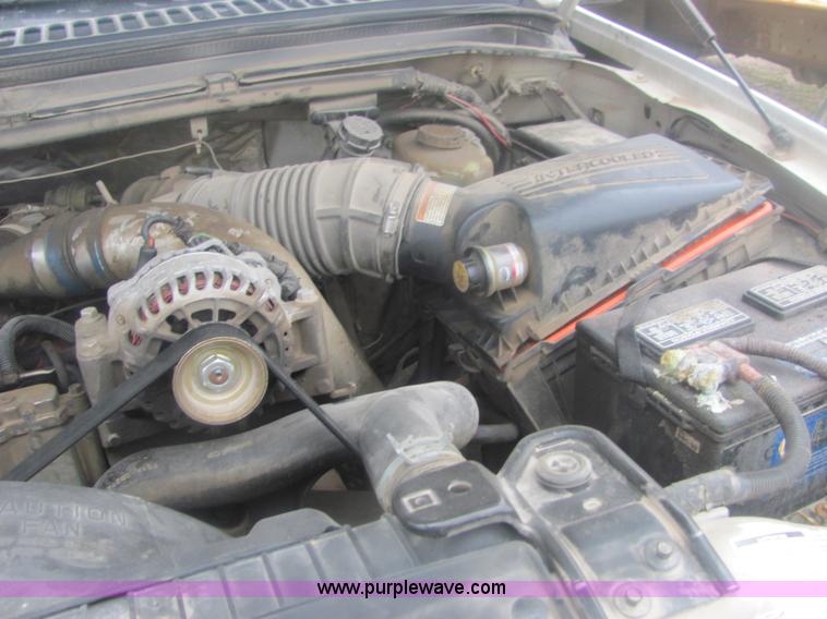 image for item 6937 1999 Ford F450 XL Super Duty bucket truck